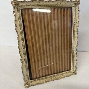 Vintage Elegant Cream Photo Frame 5x7